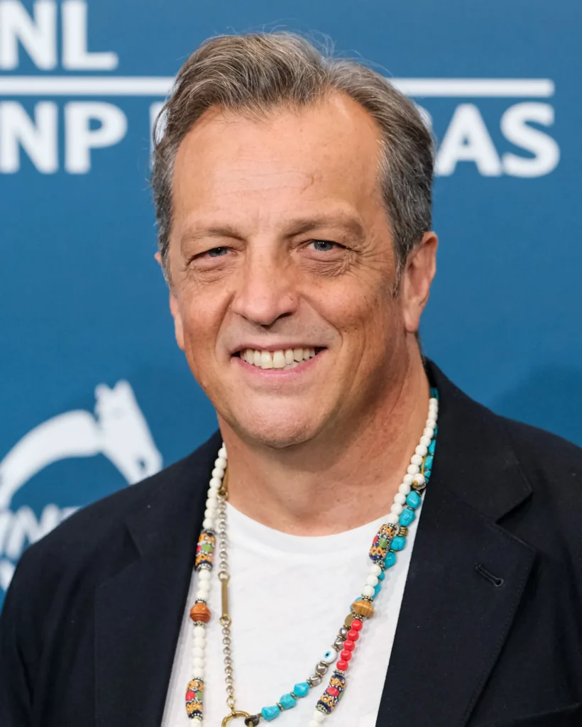 Roma, Italia – Gabriele Muccino posa per i fotografi durante il photocall della Festa del Cinema di Roma 2024.