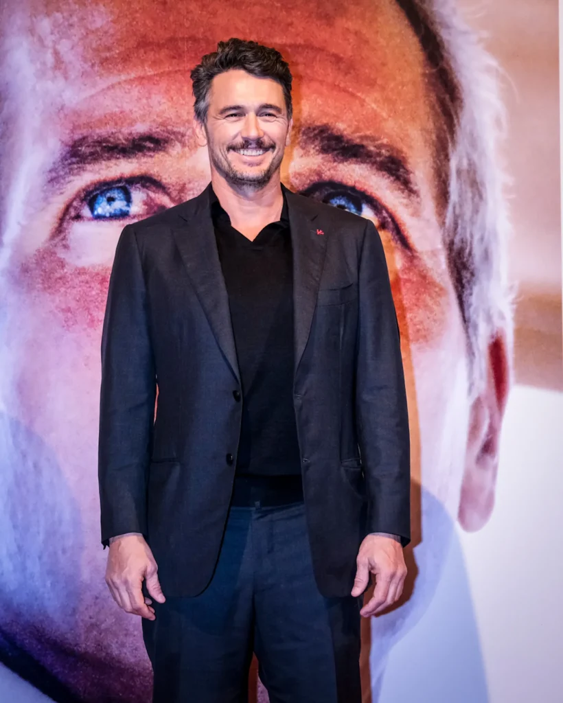 Torino, Italia - James Franco in posa per i fotografi durante il 43° Torino Film Festival 2025.