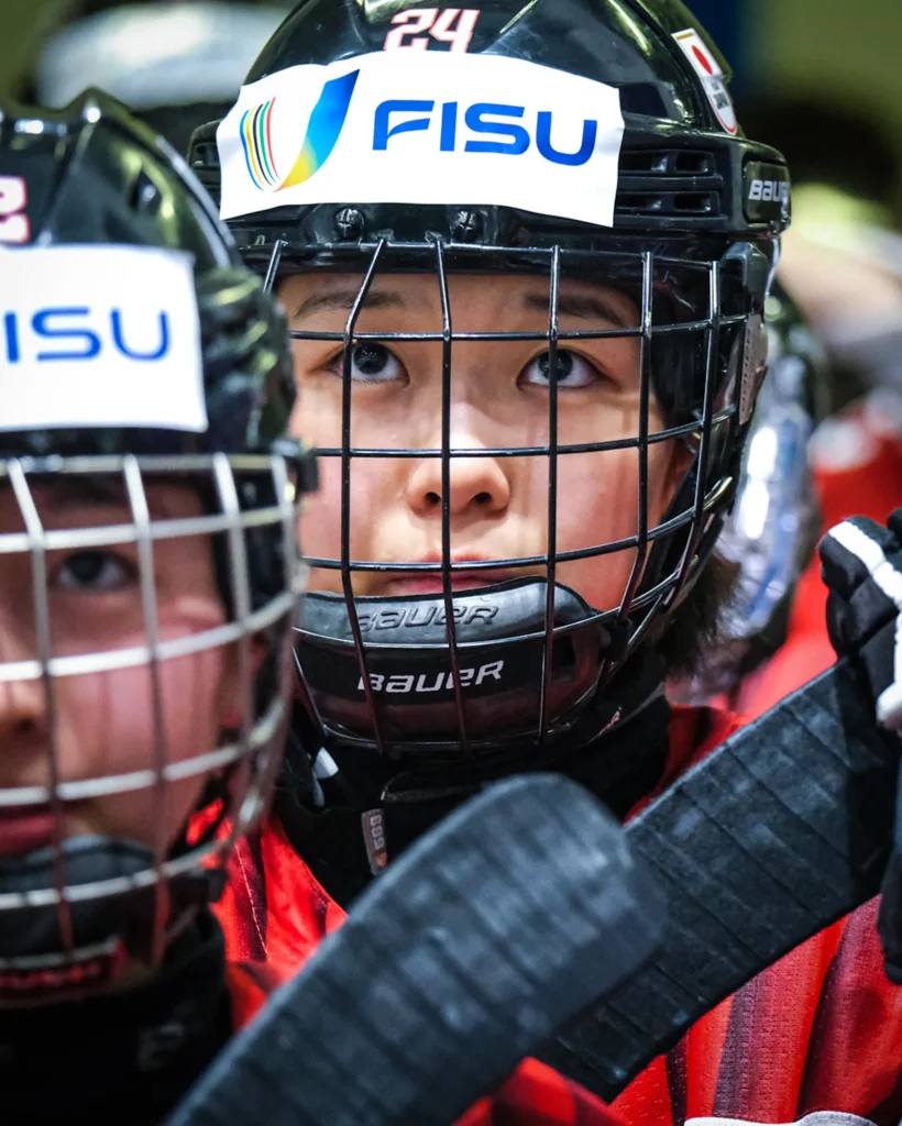 Masaki Tanabe (JPN) durante l'incontro tra USA e Giappone, valido per il turno preliminare del Gruppo B di hockey su ghiaccio femminile ai FISU Games 2025 di Torino, Italia.